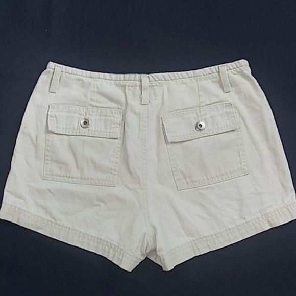 Retro 90's Tan Button Fly Shorts - Picture 2 of 4